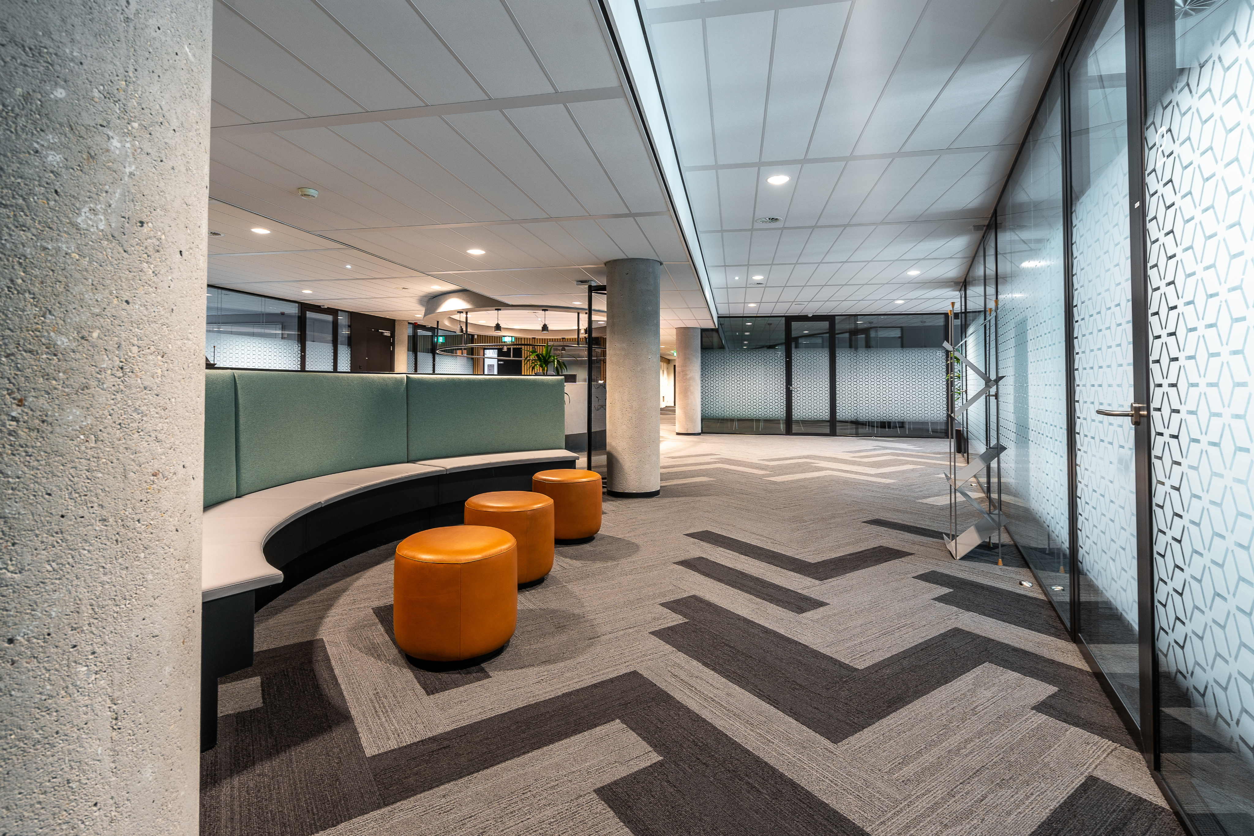 Finecore Working Atmosphere